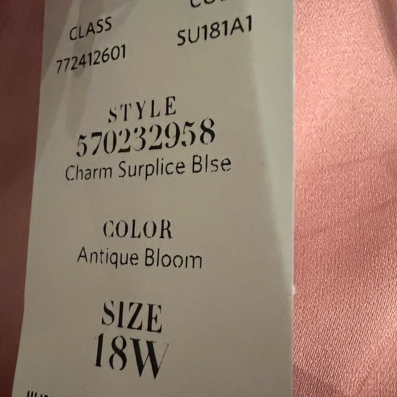 🌻 WHBM Plus Charmeuse Surplice Blouse - Picture 8 of 15